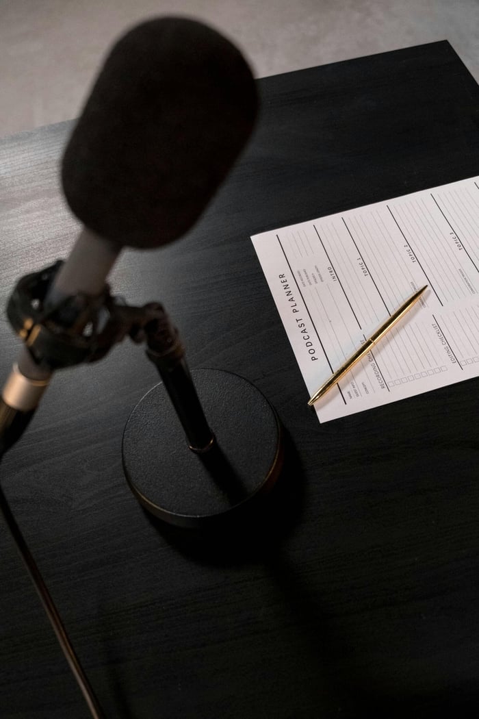 chart showing increased podcast episode referrals after implementing AI-optimized show notes